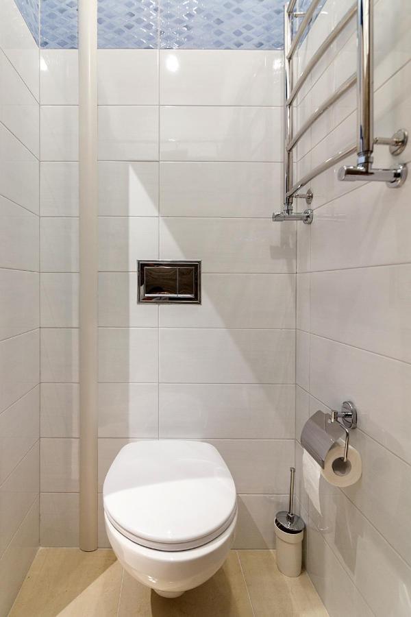 Leogrand Three Bedrooms Vip Apartments On Kniazia Romana 12 Lviv Eksteriør billede